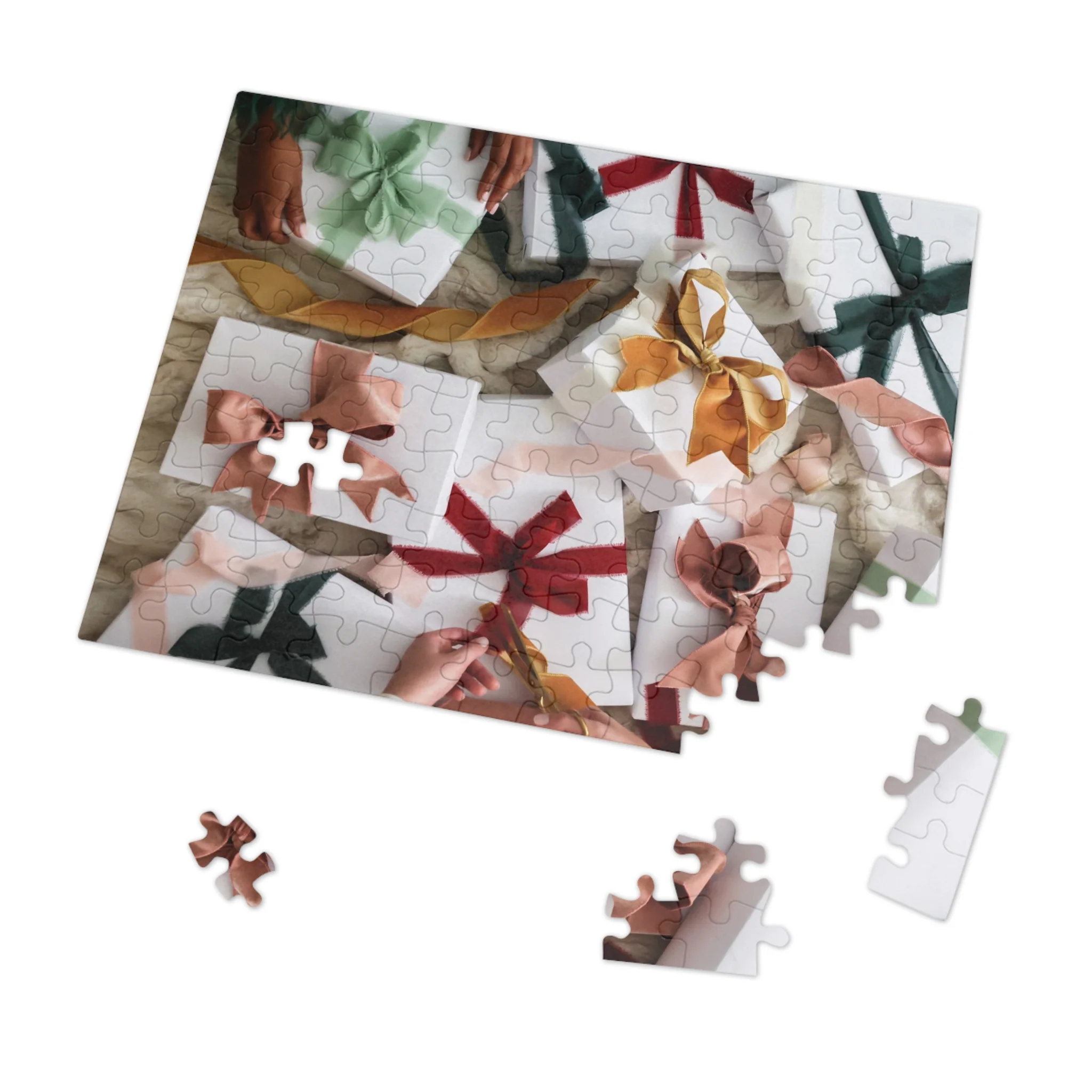 Classic Holiday Presents Puzzle - Image 15